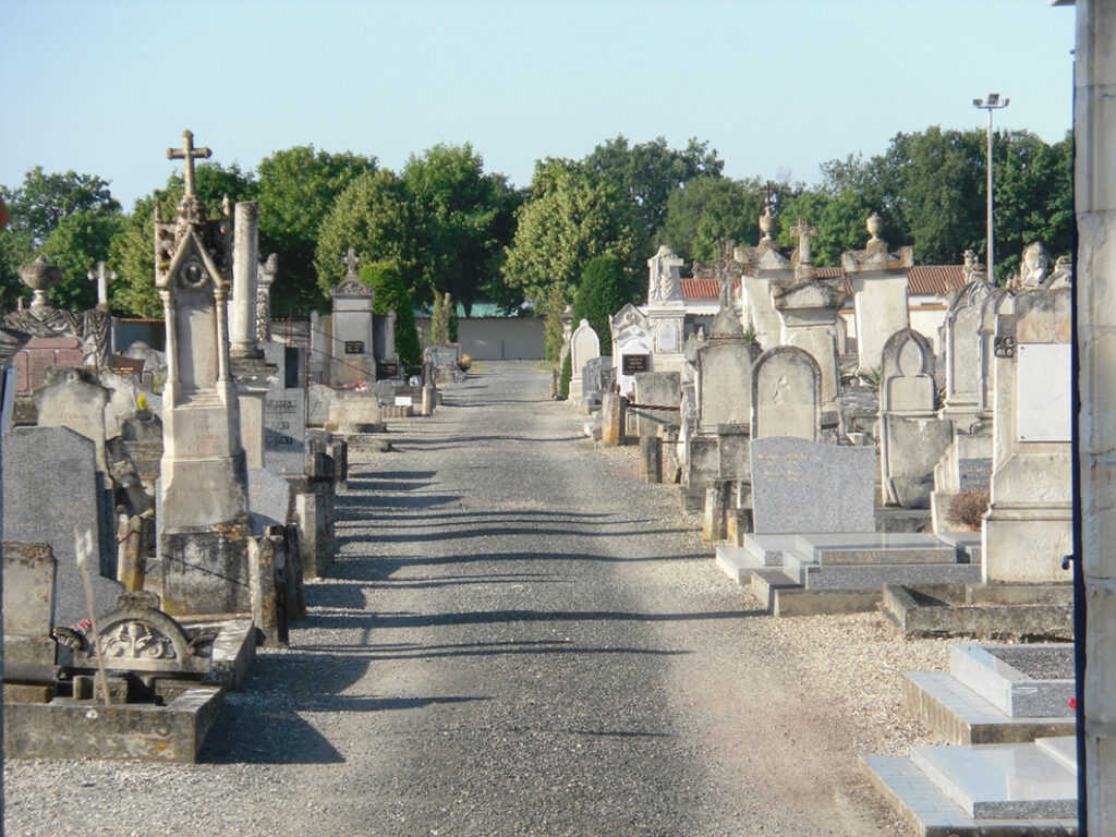 Cimetière - Saint-Christophe (17)